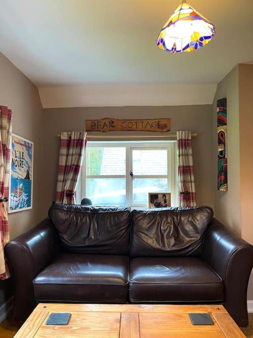 Bear Cottage, Tyn Y Cwm Eglwys-Fach Bagian luar foto